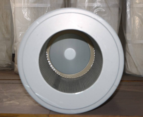 Élément de filtre à cartouche de haute capacité conçu pour optimiser l'efficacité de la collecte de poussière dans divers environnements industriels