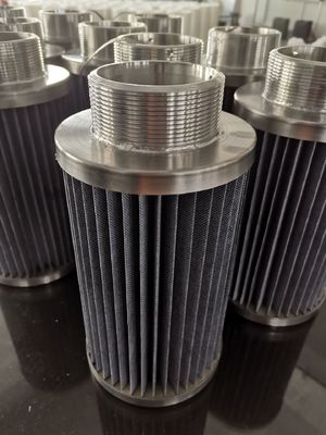 Spunbond a plissé la cartouche filtrante de la poussière avec la couverture d'acier inoxydable de fil